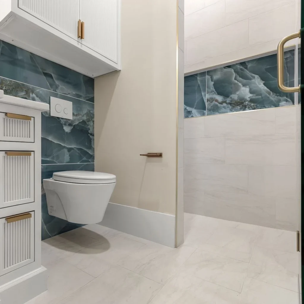 UGC Bathroom Upload 23 - Pierce Carpet Mill Outlet